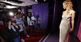 Madame Tassauds  adorned with Kidmans statue